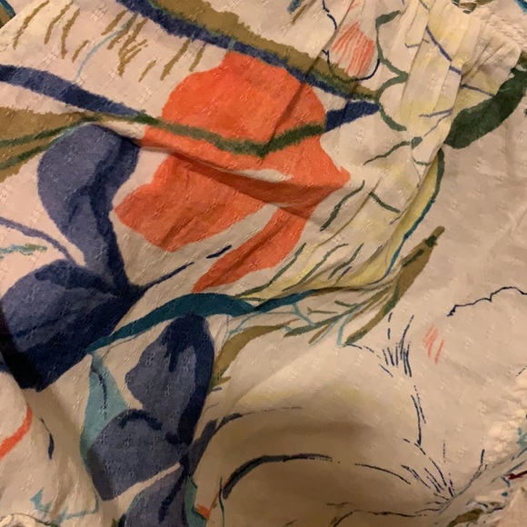 Size Small Hollister Tank Top - Picture 2 of 4